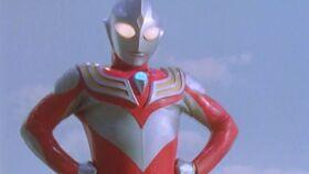 抱着迪迦吃瓜,迪迦奥特曼与瓜果盛宴的甜蜜邂逅