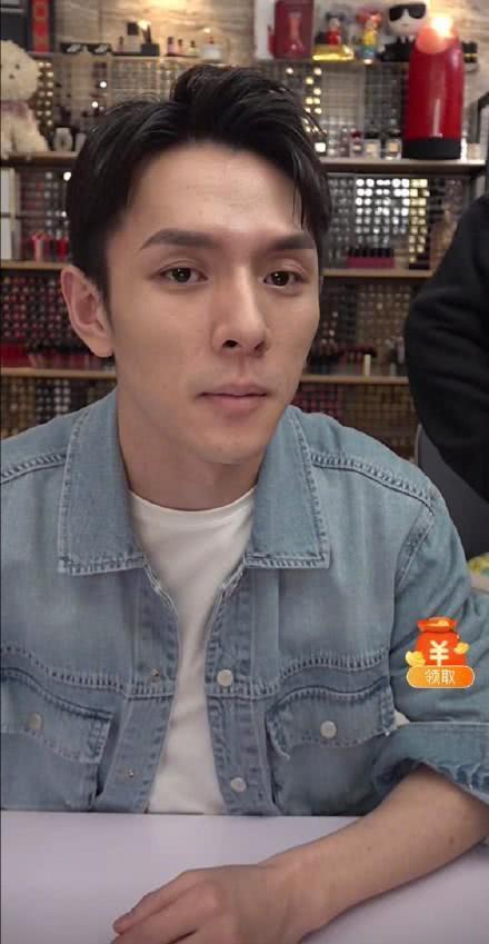 吃瓜李佳琦,网红背后的真实生活